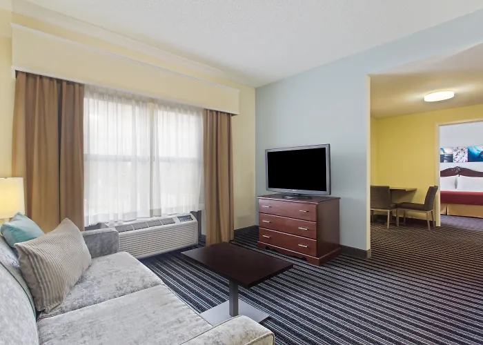 Holiday Inn Express & Suites Clearwater North/Dunedin