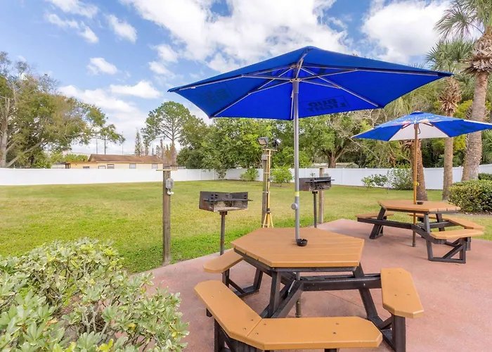Howard Johnson By Wyndham Lakeland