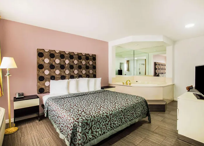 Arya Blu Inn And Suites