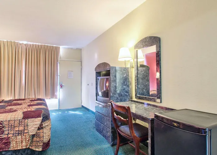 Econo Lodge Donalsonville