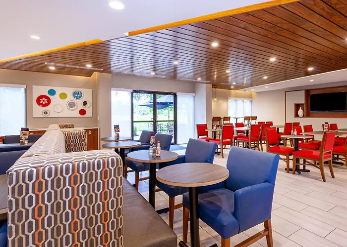 Holiday Inn Express Tampa-Brandon By Ihg