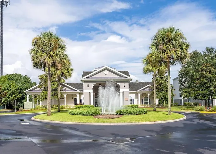15 Minutes Way From Disney Condo Resort Pool Sleeps 10