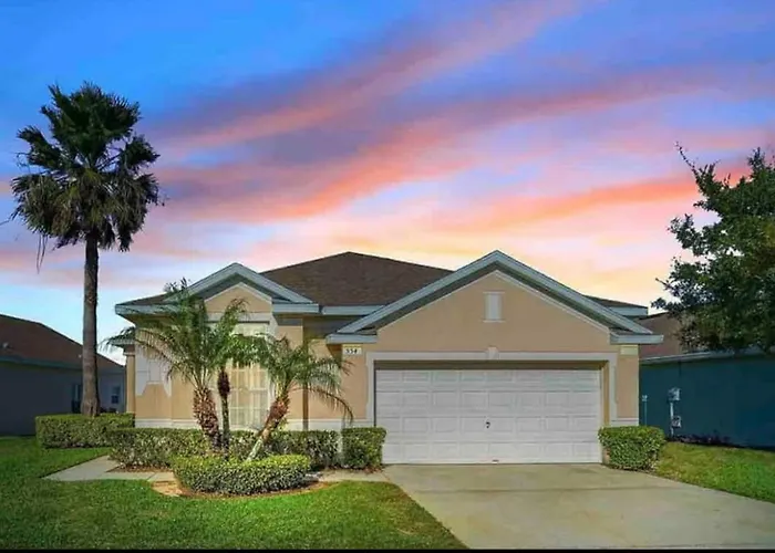 Chic Villa 4 Bedroom 3 Bath With Pool & Game Room