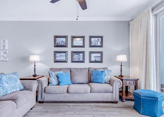 Twin Palms 1701