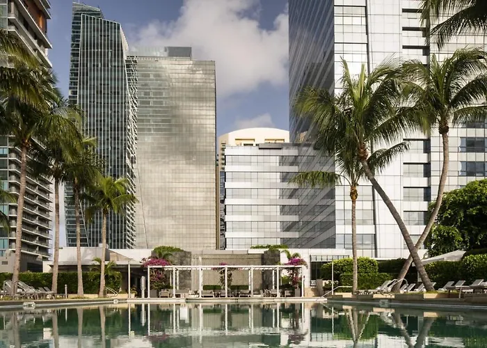 Four Seasons Studio - Privately Owned Unit