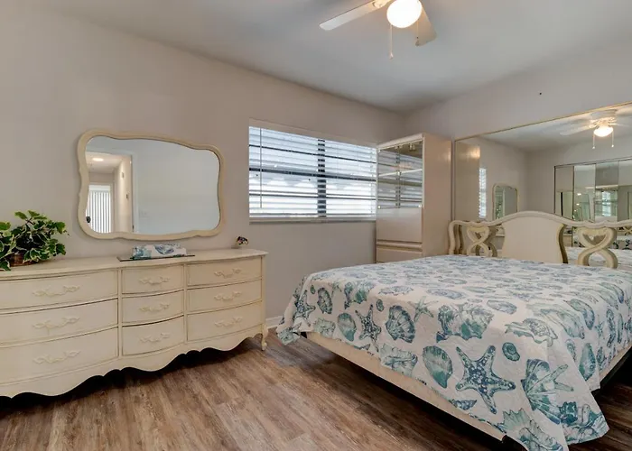 Dolphin Watcher 2 Bed Townhouse