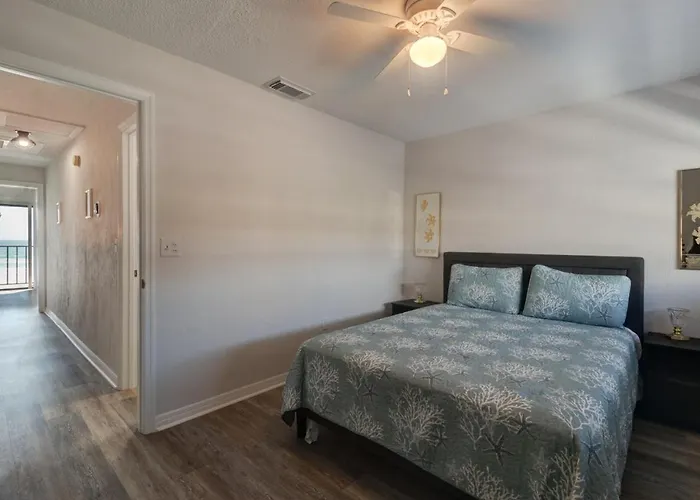Green Palms Oceanfront 2 Bed Townhouse