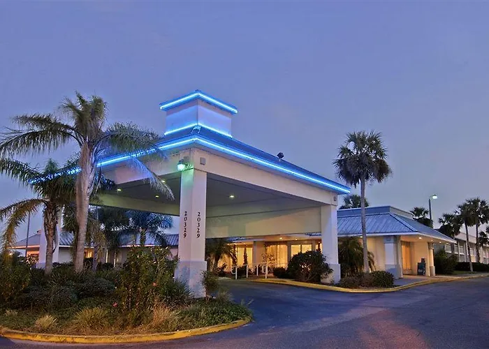 Meridian Hotel & Suites