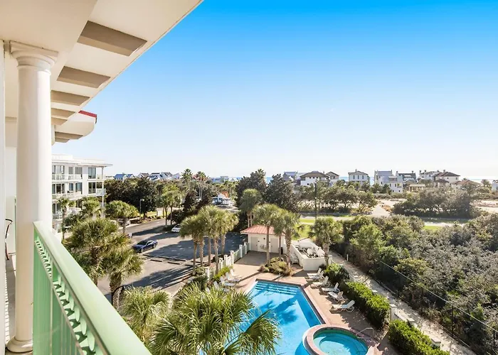 Inn At Seacrest 403