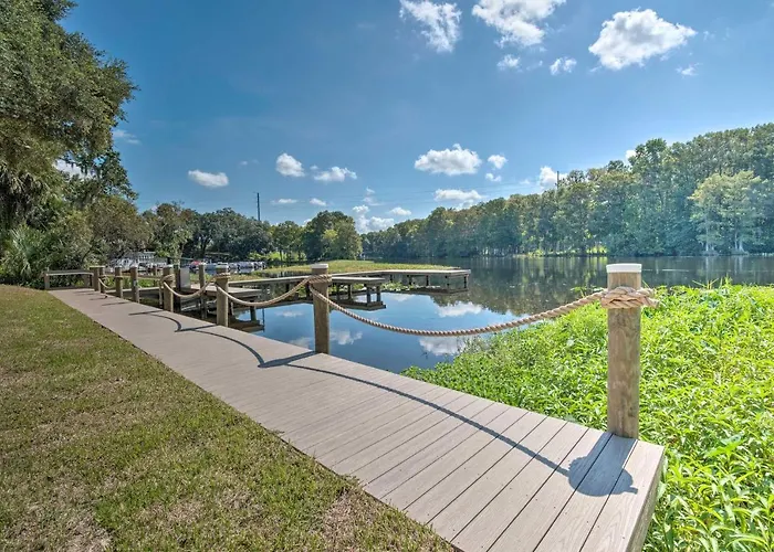 Riverfront Apt W/ Kayak Launch In Dunnellon