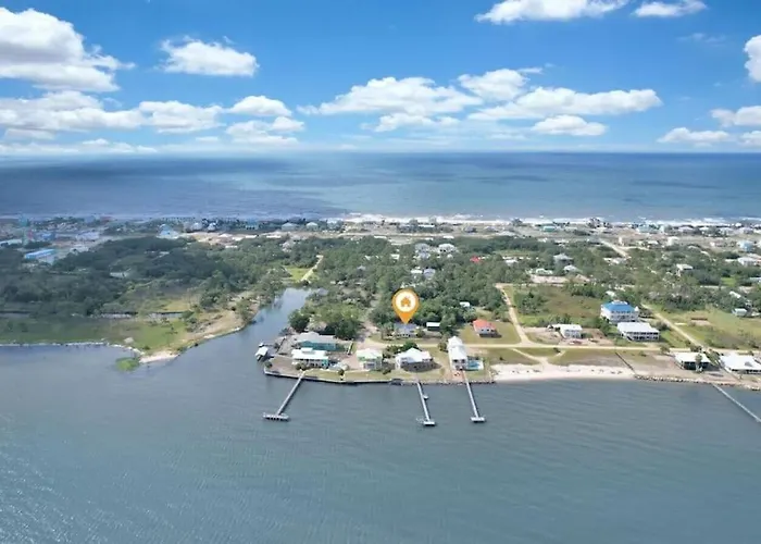 Pet-Friendly Bay View Home W Screened Pool Near Lighthouse