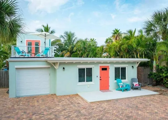 Beach House W/Putting Green/Game Rm/Rooftop Deck
