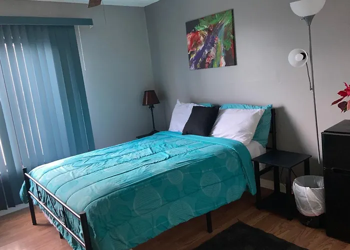 Irises House - Private Room In Home