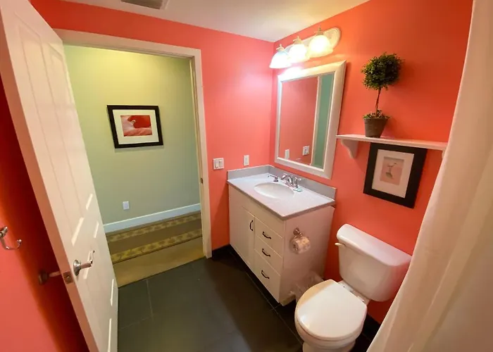 Harbour House At The Inn Unit 211 Condo