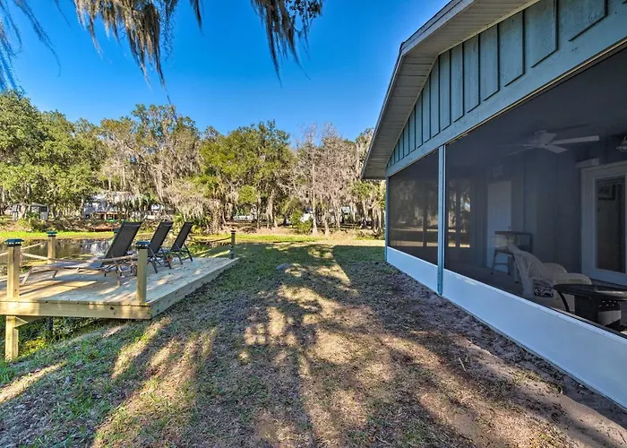 Waterfront Studio W/ Dock Access In Inglis!