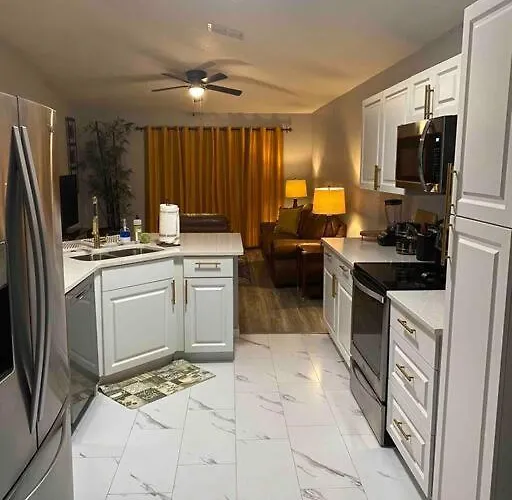 Florida Suburban Oasis ~ Lk Mary/Sanford Florida!