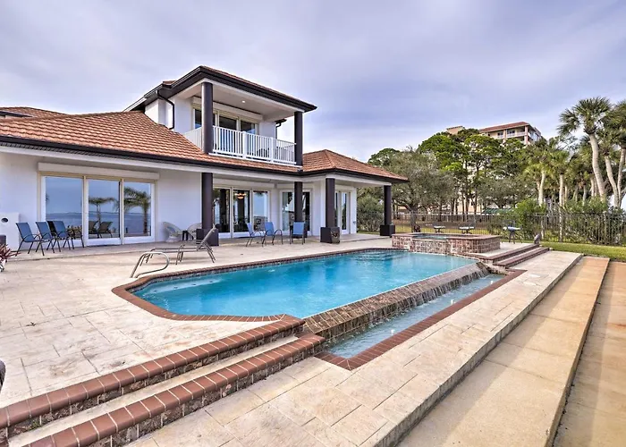 Riverfront Titusville Home W/ Pool + Pickleball!