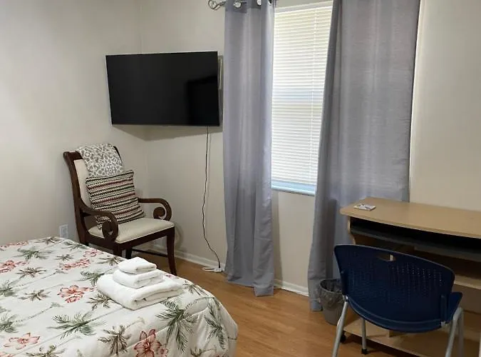 Sanford Lake Mary Quiet Rooms