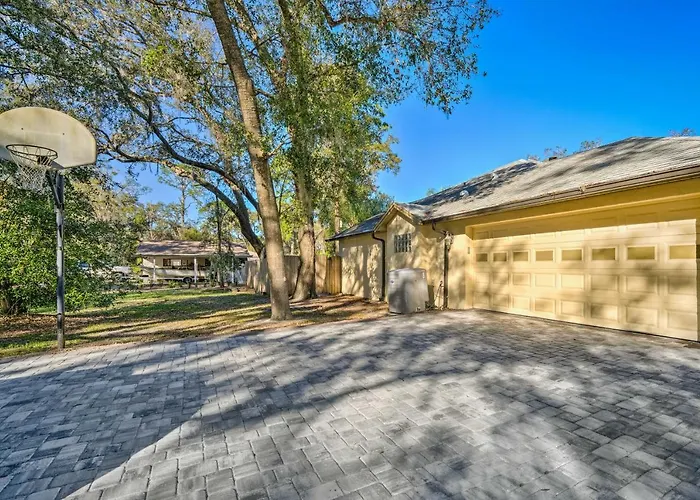 Walk To Lake: Stunning Central Florida Home!