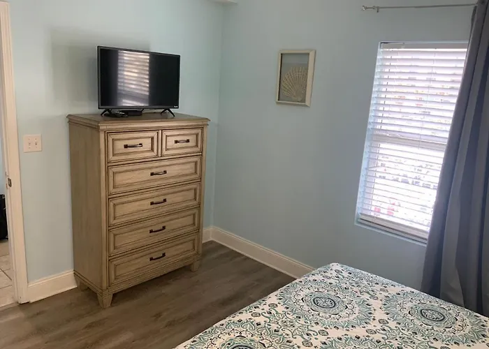 Laketown Snowbirds Choice!5 Poolsgolf!Restaurntssteps To Beach