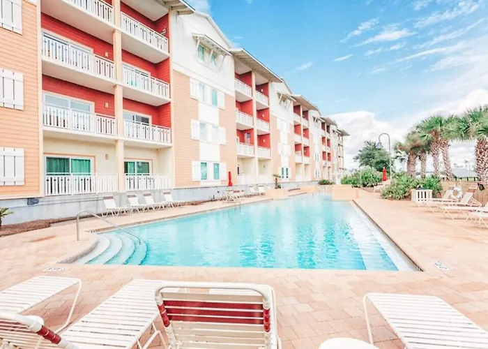 Poolside Condo At Waterside