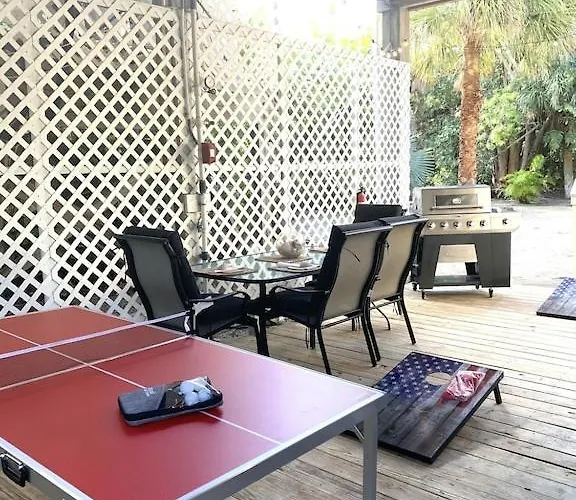 North Captiva Island Steps To Private Gulf Beaches Pools Hot Tub Golf Cart