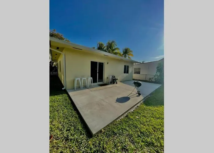 New House On The Block Near Miami Airport.