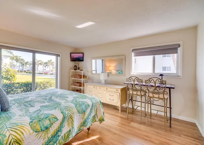 Hutchinson Island Vacation Rental W/ Beach Access!