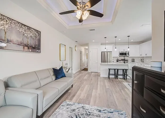 Sw Florida Luxury Modern Retreat: Beachside Golf & King Suite