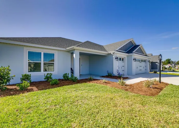 Home W/ Lanai + Community Perks In The Villages!