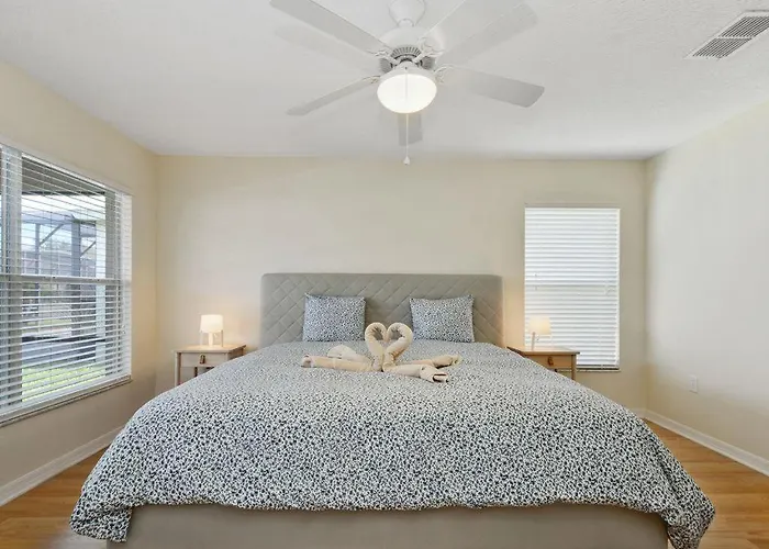 3 Bedrooms Pool Home Calabay Parc Tower Lakes