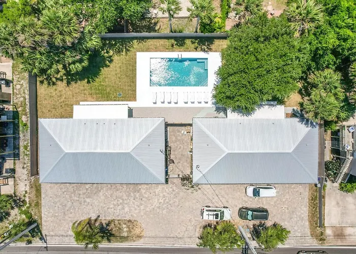 Paradise Palms- Tropic Suite- Pool - Steps To Ocean - 10 Min To Downtown