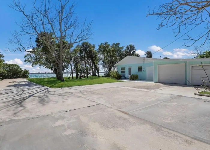 Palmetto Home W/ Manatee River Access!