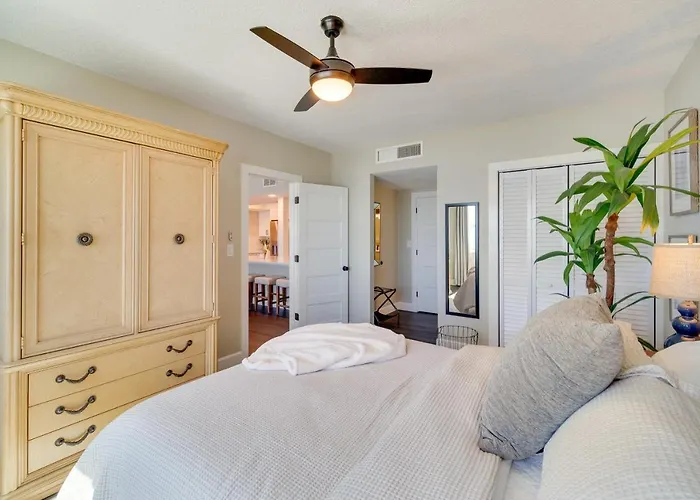 Oceanfront Satellite Beach Condo W/ Balcony, Views