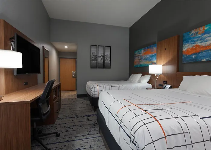 Sleep Inn & Suites St Petersburg Gateway