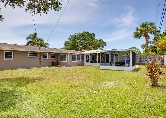 3 Mi To Beach: Bbq-Ready Retreat In Seminole