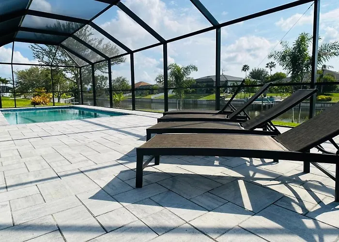 The Salt Life Get Away - Cape Coral, Florida