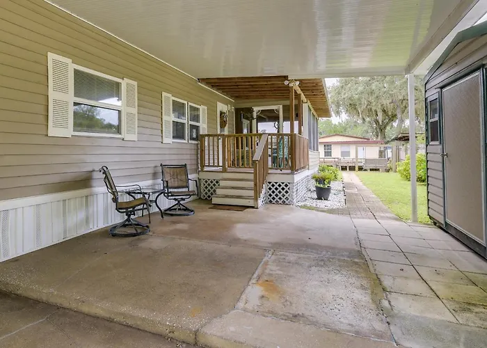 Satsuma Home W/ Fire Pit + Dunns Creek Access!