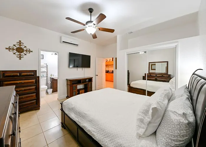 Paradise In Brandon With Luxurious 6 Person Spa
