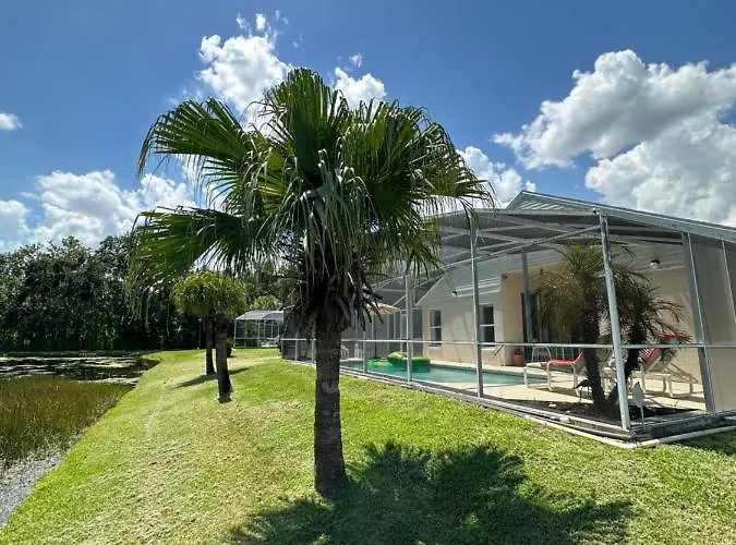 Private Pool With A Beautiful View Overlooking The Lake! Near Disney - Universal