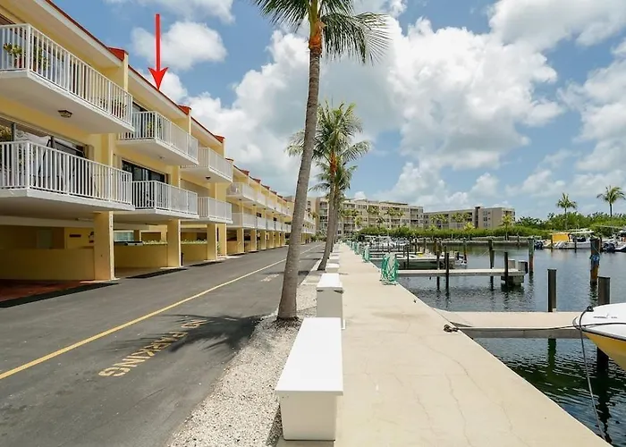 Islamorada Paradise Overlooking The Fabulous Florida Bay.