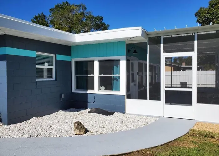Camp St. Cabanas Unit 3 On Lake Dora