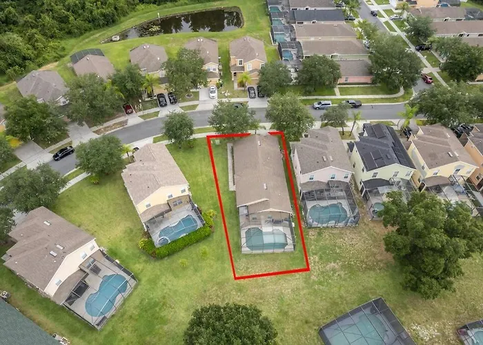 Charming 3-Bedroom Home W/ Sun-Kissed Private Pool