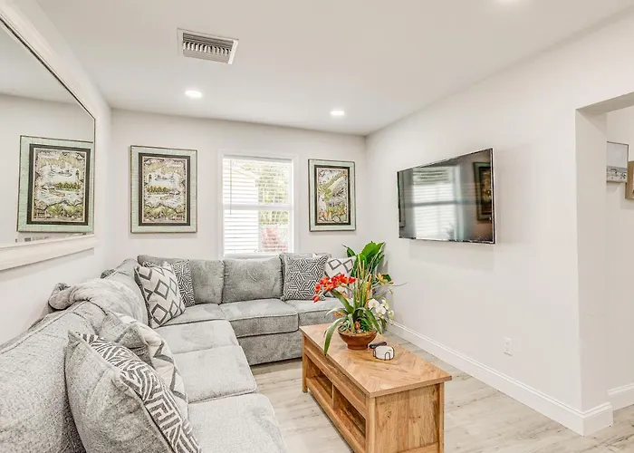 Heated Pool + Backyard: North Palm Beach Retreat!