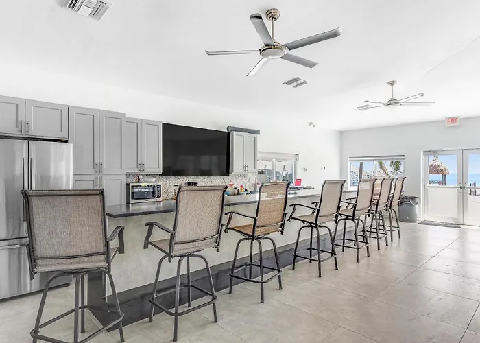 Ocean Isles 50