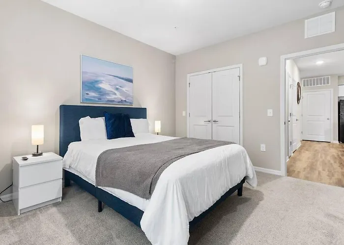 Contemporary Haven With Modern Amenities