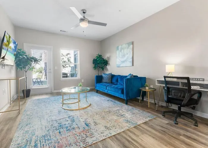 Contemporary Haven With Modern Amenities