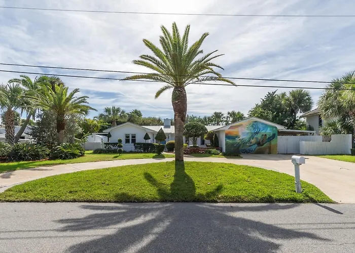 Surfs Up - Retreat At The Beach With Heated Pool