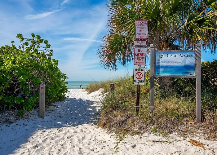 Seaside Beach House 205