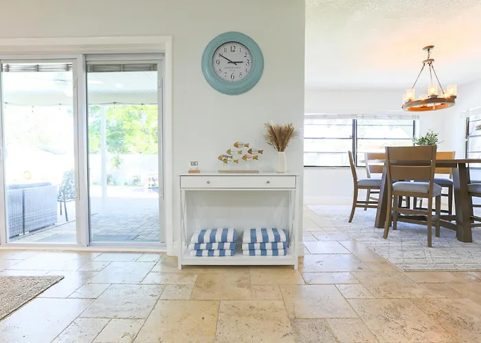 Snook Haven - Hot Tub, Pool, Minigolf, Dog Space